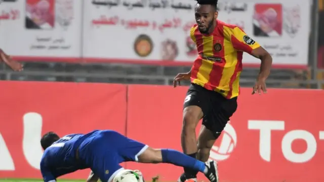 Mondial 2018 : l'Ivoirien Fousseny Coulibaly inclus défendre la Tunisie - BBC News Afrique